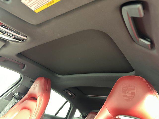 Photo of 2022 Chalk Porsche Panamera
