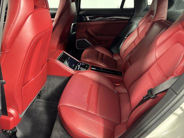 Photo of 2022 Chalk Porsche Panamera
