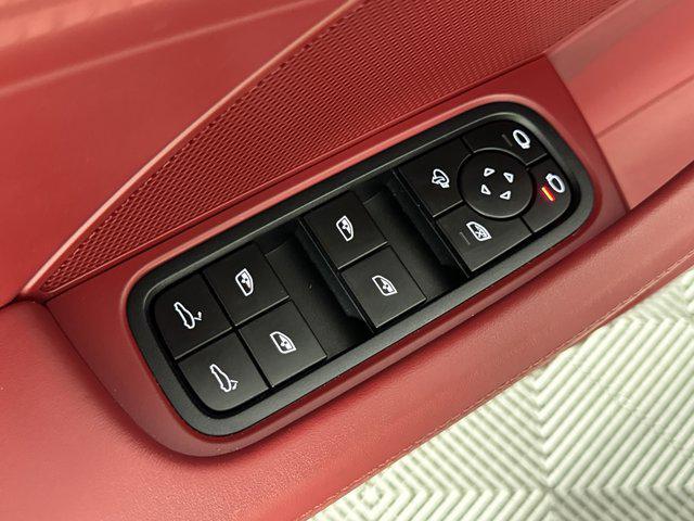 Photo of 2022 Chalk Porsche Panamera