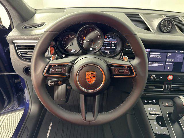 Photo of 2025 Gentian Blue Metallic Porsche Macan