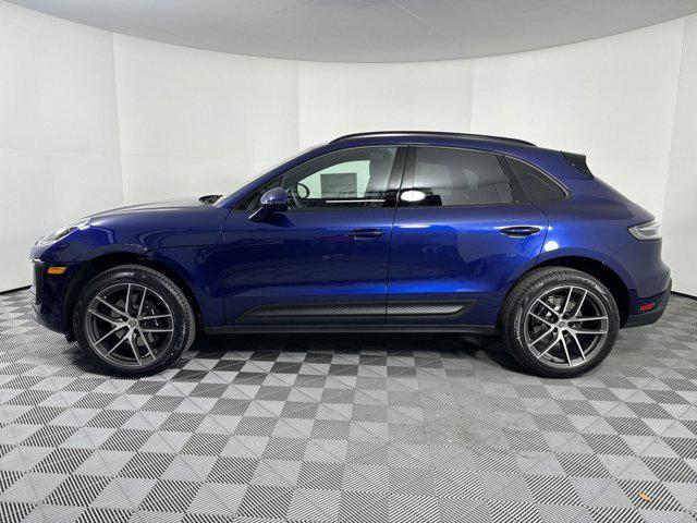 Photo of 2025 Gentian Blue Metallic Porsche Macan