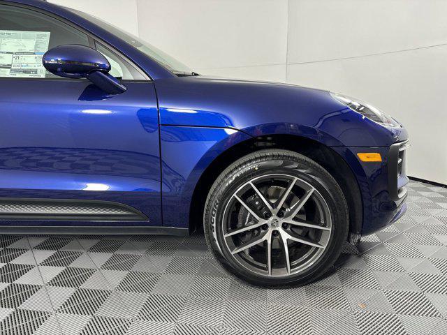 Photo of 2025 Gentian Blue Metallic Porsche Macan
