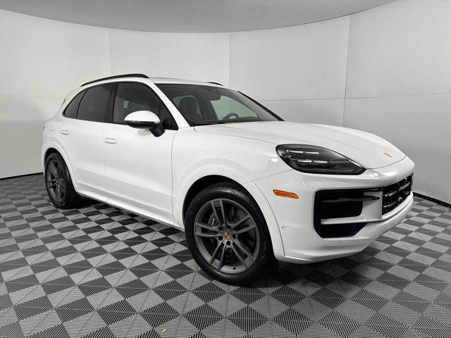 Photo of 2025 White Porsche Cayenne
