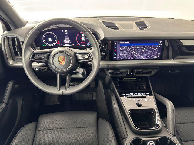 Photo of 2025 White Porsche Cayenne