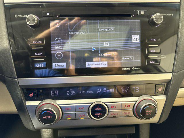 Photo of 2016 Crystal White Pearl Subaru Outback