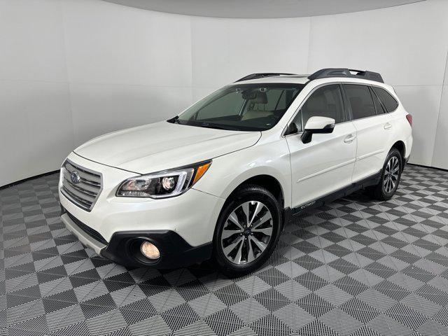 Photo of 2016 Crystal White Pearl Subaru Outback