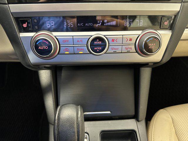 Photo of 2016 Crystal White Pearl Subaru Outback