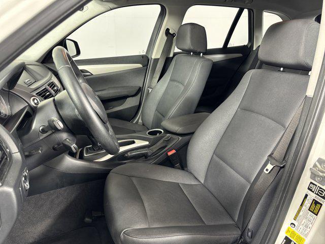 Photo of 2015 White BMW X1