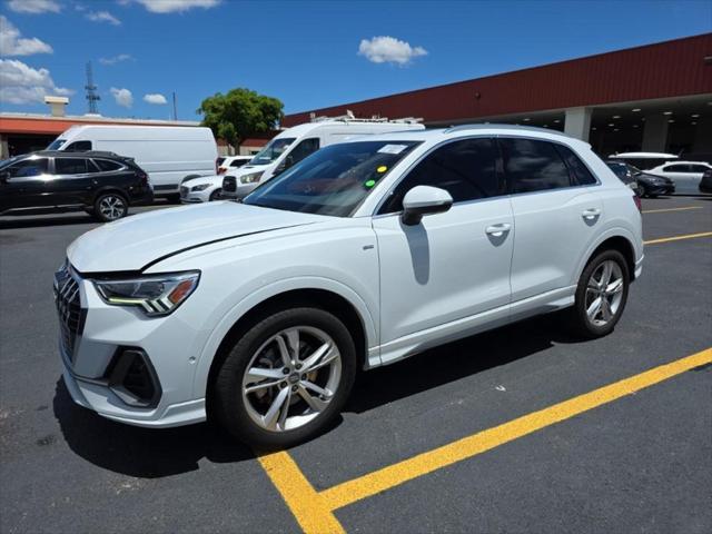 Photo of 2020 Glacier White Audi Q3