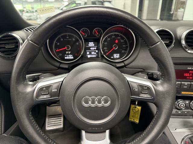 Photo of 2009 Brilliant Black/Black Roof Audi TT