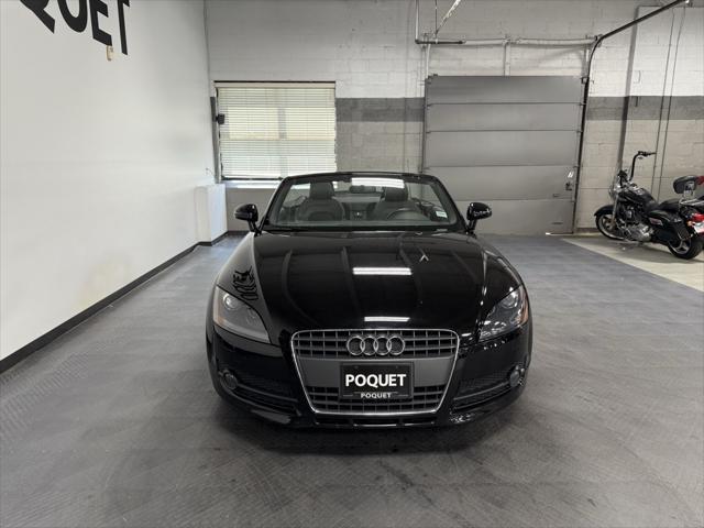 Photo of 2009 Brilliant Black/Black Roof Audi TT
