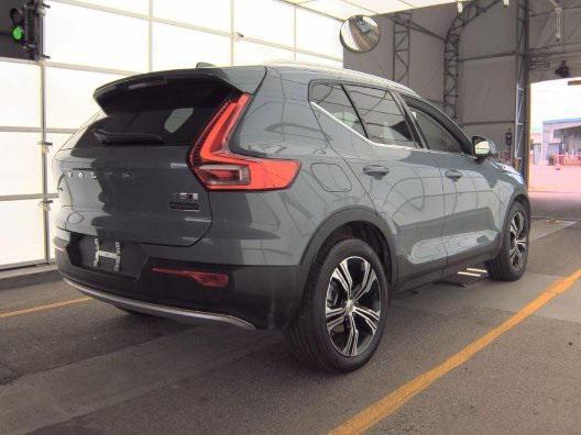 Photo of 2021 Thunder Grey Metallic Volvo XC40