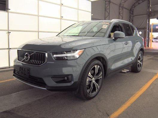 Photo of 2021 Thunder Grey Metallic Volvo XC40