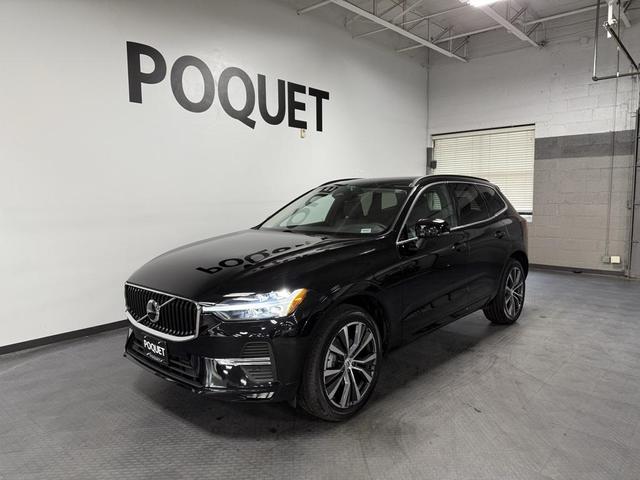 Photo of 2022 Onyx Black Metallic Volvo XC60