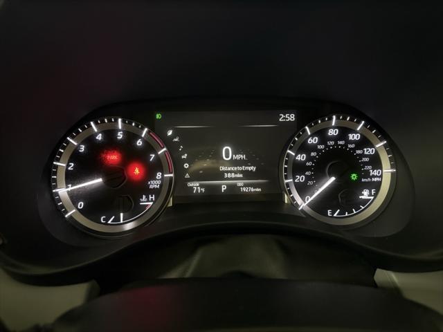 Photo of 2024 Magnetic Gray Metallic Toyota Highlander
