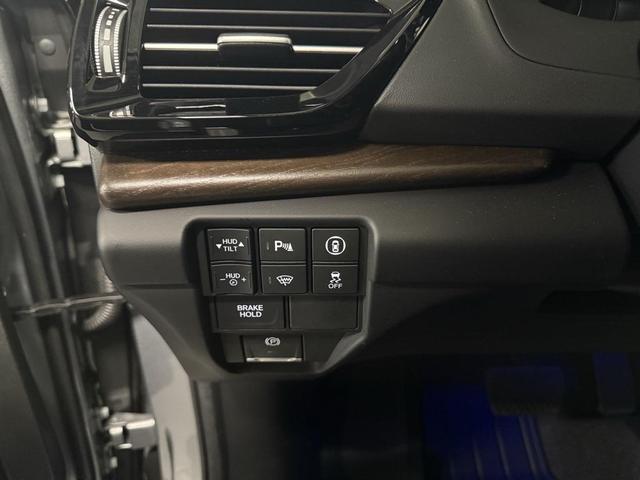 Photo of 2024 Lunar Silver Metallic Acura RDX
