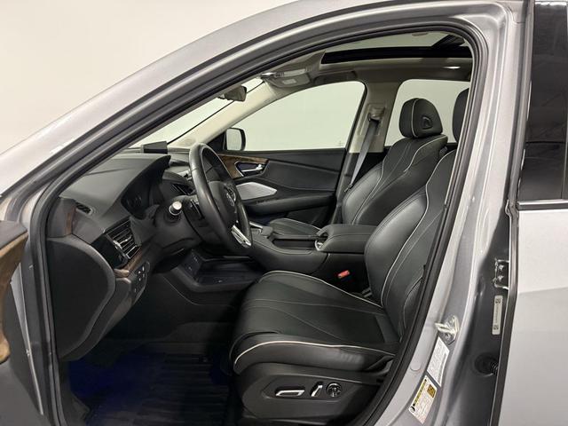 Photo of 2024 Lunar Silver Metallic Acura RDX