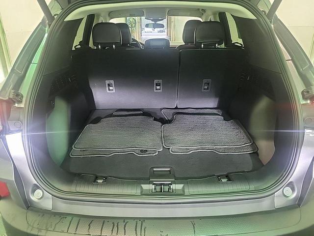 Photo of 2022 Carbonized Gray Metallic Ford Escape
