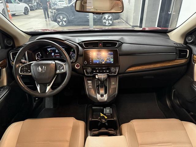 Photo of 2018 Molten Lava Pearl Honda CR-V