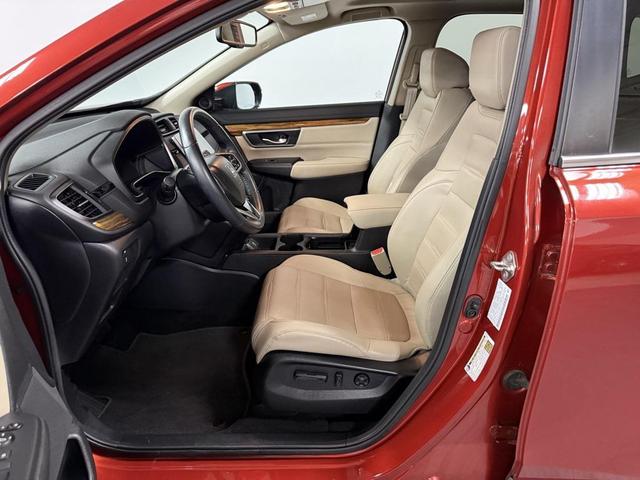 Photo of 2018 Molten Lava Pearl Honda CR-V
