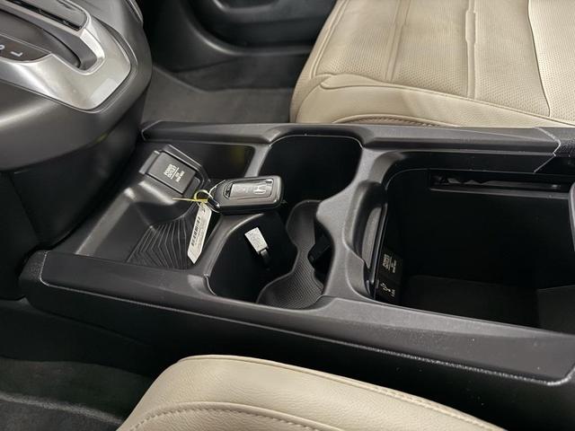 Photo of 2018 Molten Lava Pearl Honda CR-V