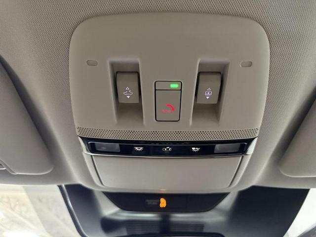 Photo of 2025 Deep Ocean Blue Pearl Nissan Murano
