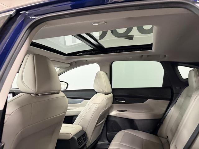 Photo of 2025 Deep Ocean Blue Pearl Nissan Murano