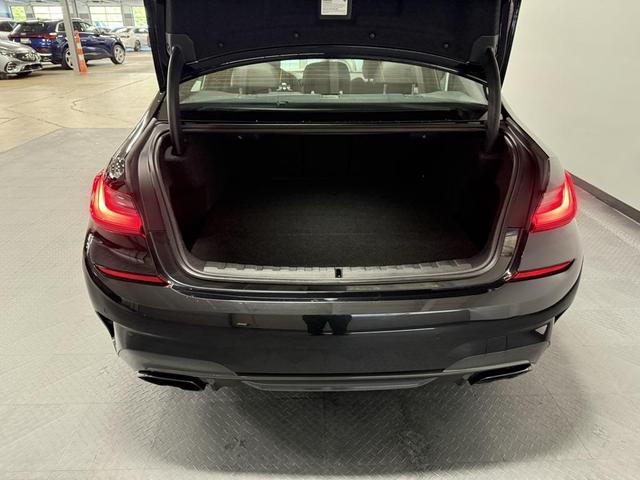 Photo of 2021 Black Sapphire Metallic BMW M340