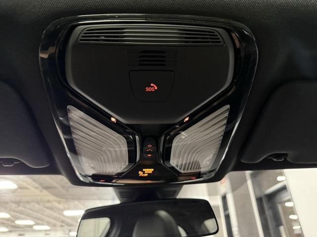 Photo of 2021 Black Sapphire Metallic BMW M340