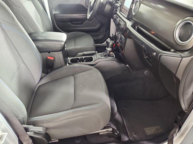 Photo of 2023 Silver Zynith Clearcoat Jeep Wrangler 4xe