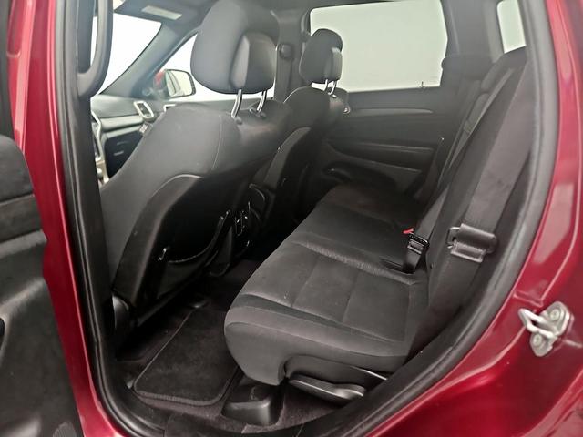 Photo of 2016 Red Jeep Grand Cherokee