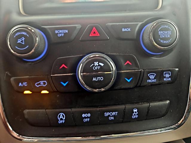 Photo of 2016 Red Jeep Grand Cherokee