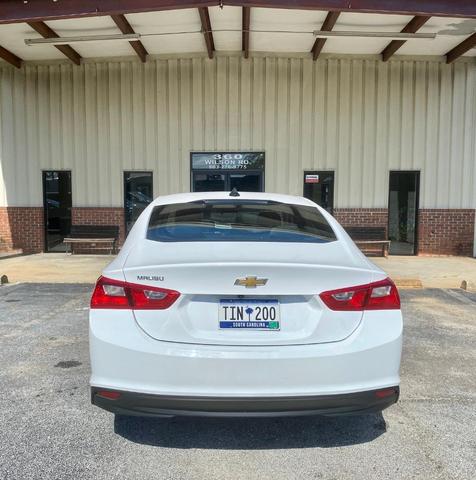 Photo of 2023 Summit White Chevrolet Malibu