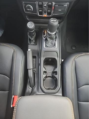 Photo of 2025 Black Clearcoat Jeep Wrangler