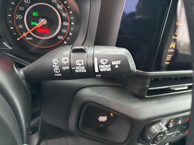 Photo of 2025 Bright White Clearcoat Jeep Wrangler
