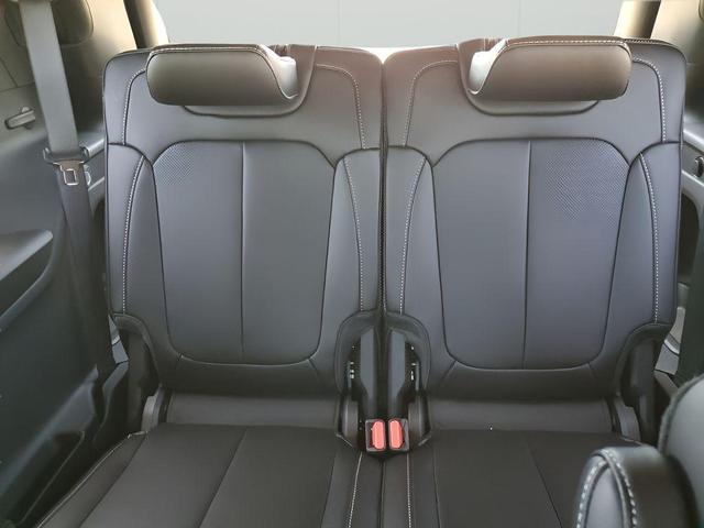 Photo of 2025 Diamond Black Jeep Grand Cherokee L