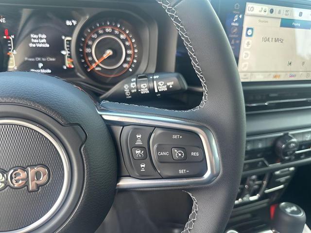 Photo of 2025 Granite Crystal Clearcoat Metallic Jeep Wrangler