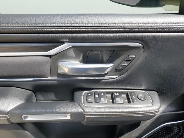 Photo of 2023 Bright White Clearcoat RAM 1500
