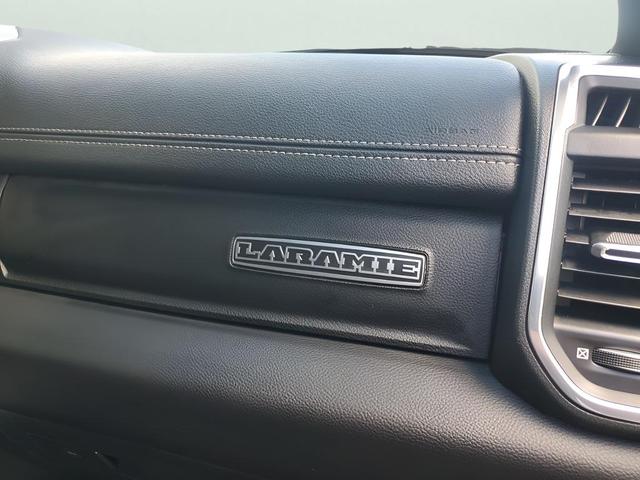 Photo of 2023 Bright White Clearcoat RAM 1500