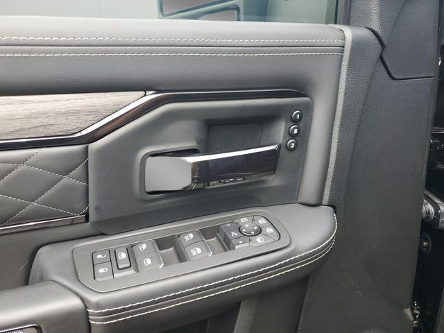 Photo of 2025 Diamond Black RAM 3500