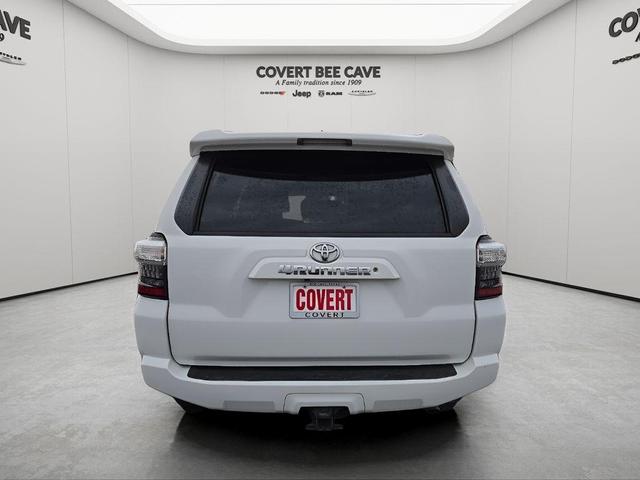 Photo of 2018 Super White Toyota 4Runner