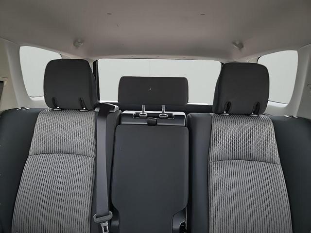 Photo of 2018 Super White Toyota 4Runner
