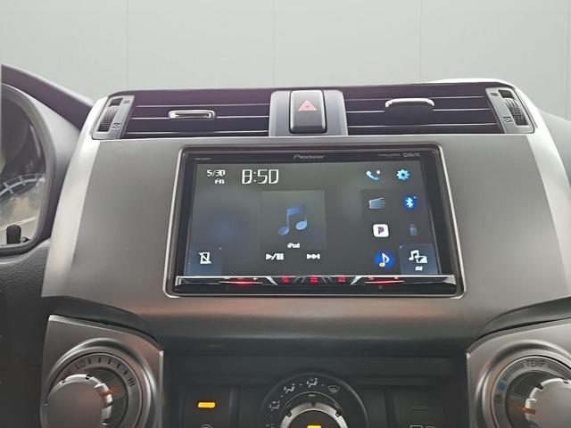 Photo of 2018 Super White Toyota 4Runner