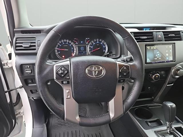 Photo of 2018 Super White Toyota 4Runner