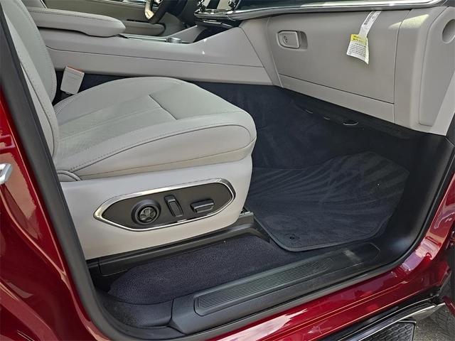 Photo of 2023 Velvet Red Pearlcoat Jeep Wagoneer