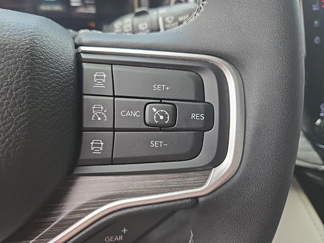 Photo of 2023 Velvet Red Pearlcoat Jeep Wagoneer
