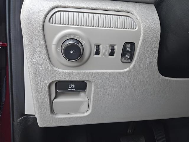 Photo of 2023 Velvet Red Pearlcoat Jeep Wagoneer