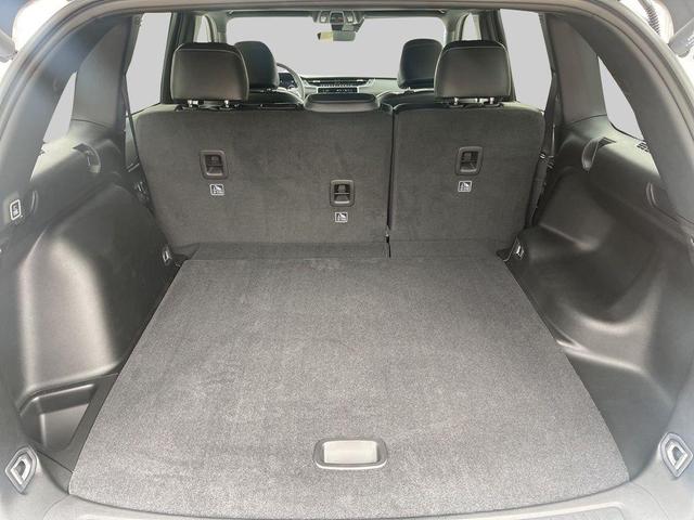 Photo of 2025 Bright White Clearcoat Jeep Grand Cherokee
