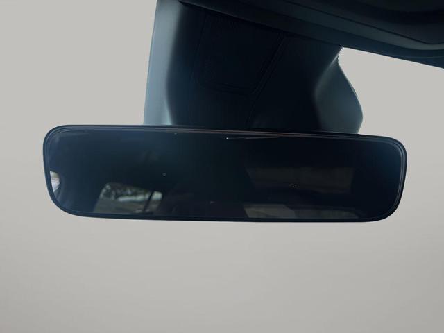 Photo of 2025 Bright White Clearcoat Jeep Grand Cherokee