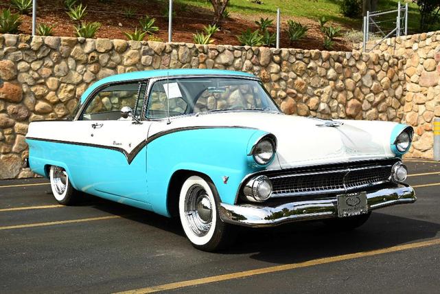 1955 Ford Crown Victoria